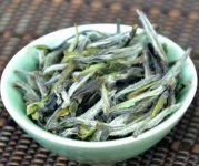 白茶一畝地能產(chǎn)多少斤？